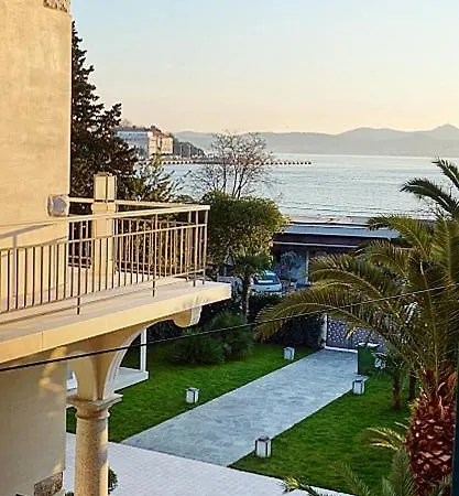 By The Sea - 10021 * Ζαντάρ