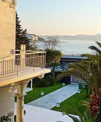 By The Sea - 10021 * Zadar